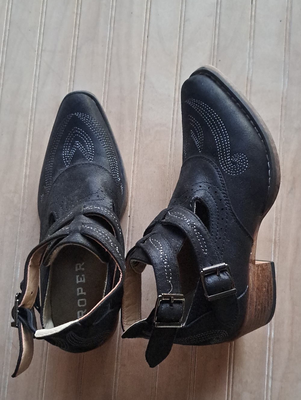 Roper Willa Black Western Snip Toe Double Buckle Ankle Booties Stylish Cowgirl